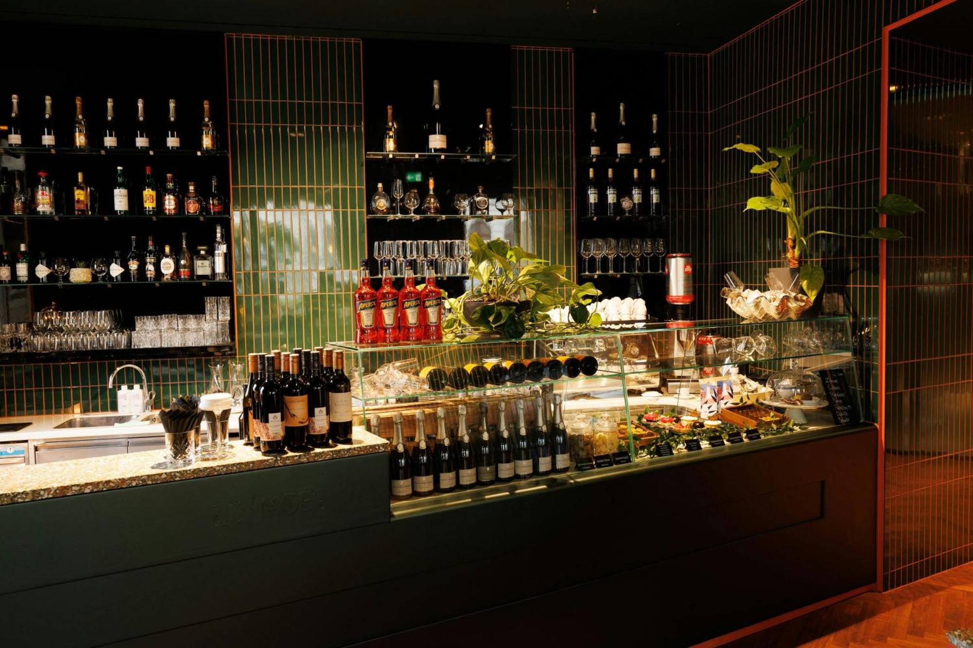 Le Meridien Βιέννη Εξωτερικό φωτογραφία The bar at the restaurant